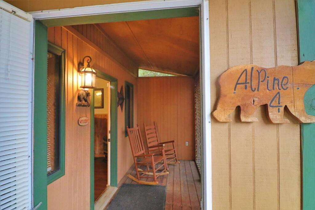 Alpine Mountain Studio Fireplace Helen #4 Luaran gambar